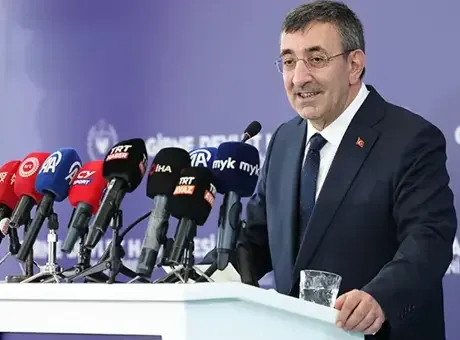 Yılmaz, KKTC'de sağlık yatırımlarını ve yeni hastane açılışlarını anlattı