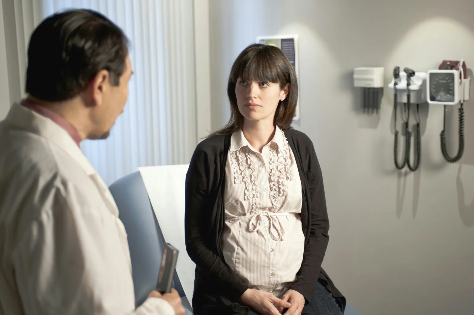 Fetal DNA'nin annenin kanındaki yolculuğu, prenatal test hatalarını azaltabilir