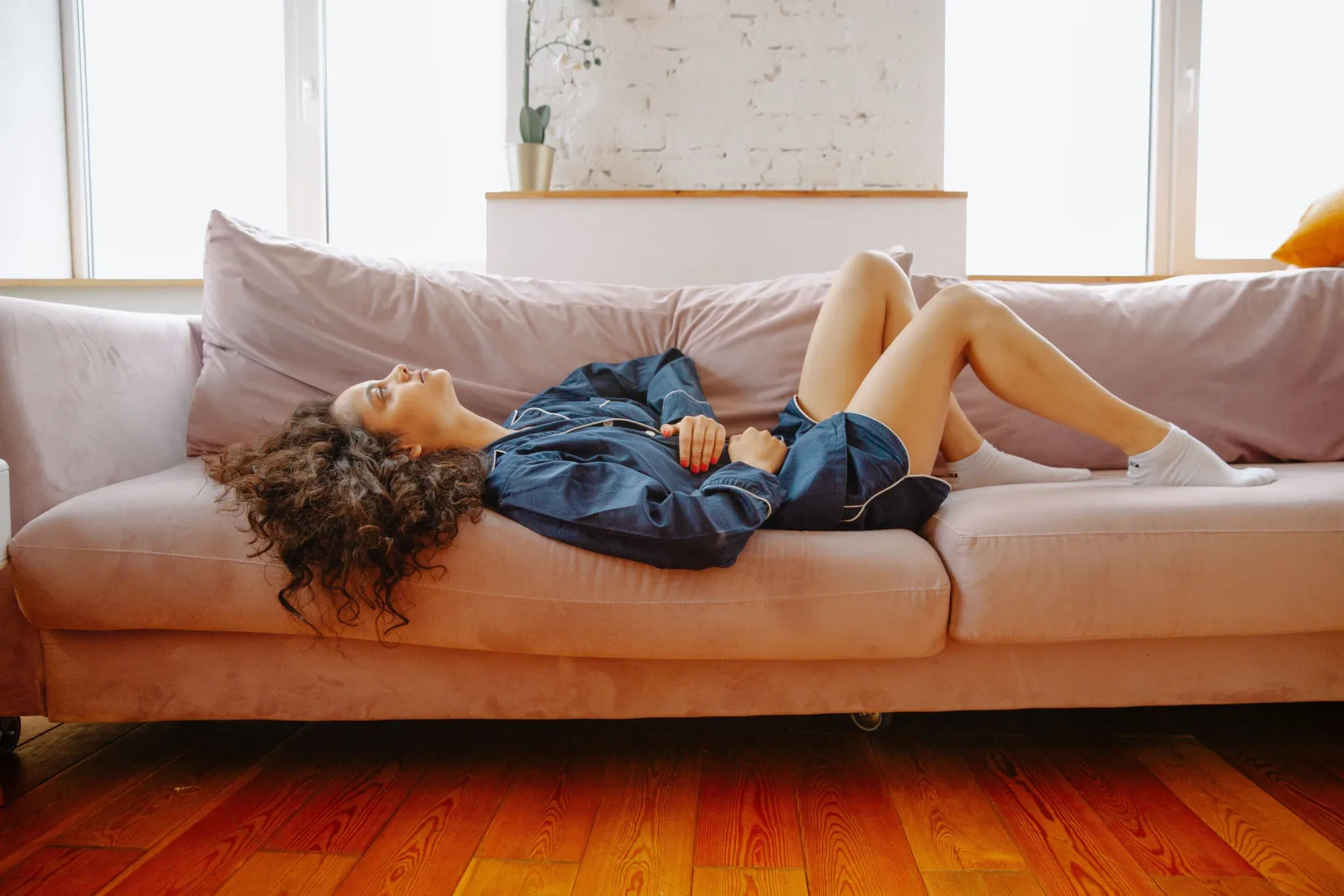 Endometriozis Tedavisi Sonrası Ağrı Neden Devam Ediyor?