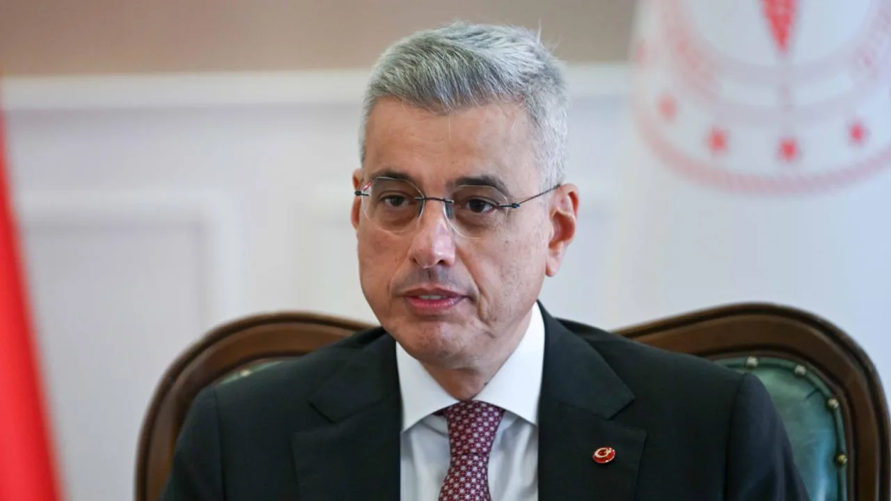 Sağlık Bakanı Memişoğlu: Sigara düzenlemesi kişisel verileri ifşa etmiyor